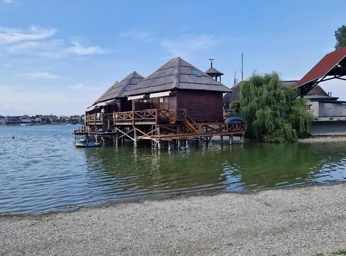 Bora Bora Na Slnecnych Jazerach